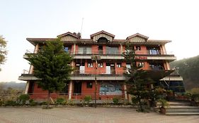 Oyo 8367 Hotel The Woodz